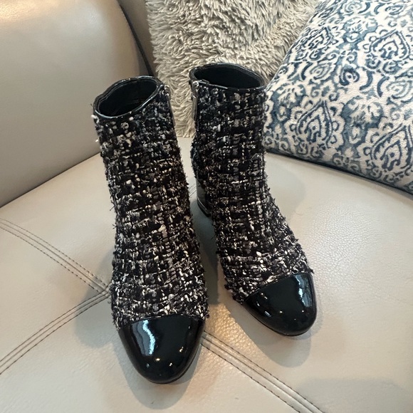 ✨Michael Kors Boots Size 5.5 - Picture 1 of 7